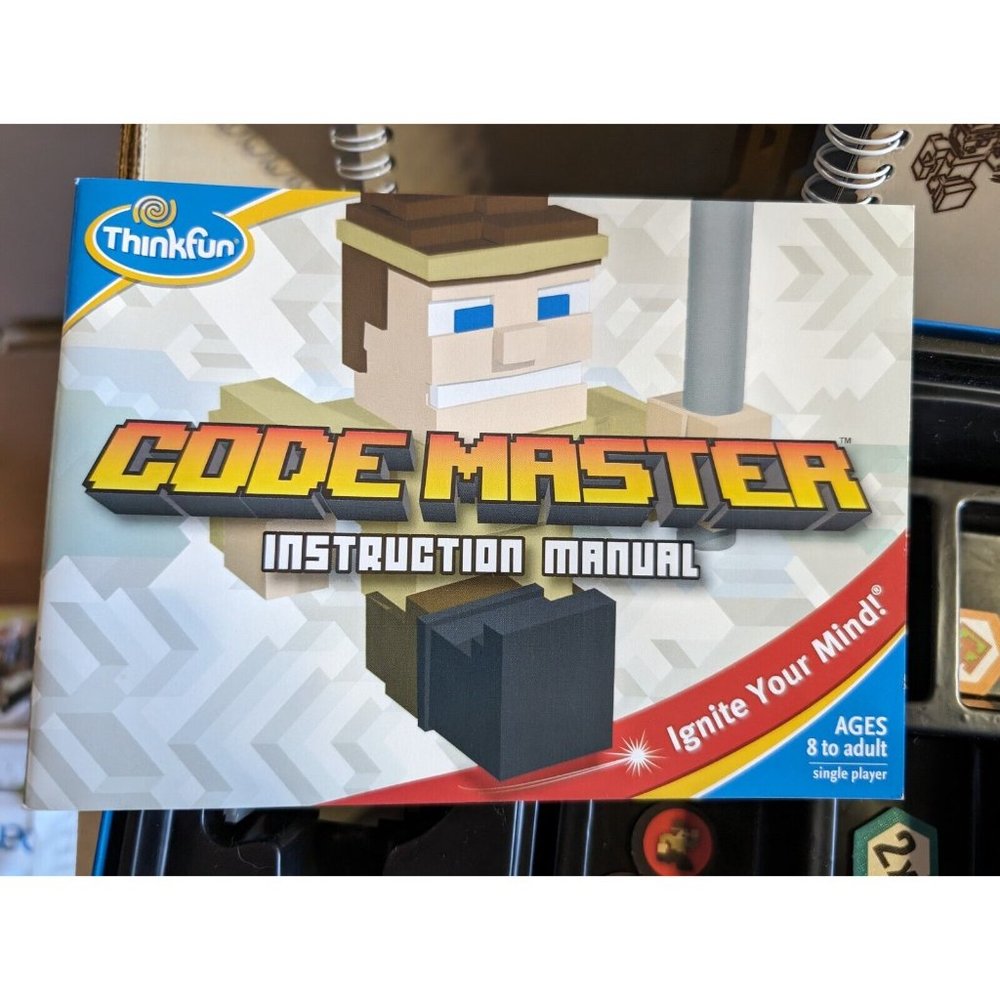 Thinkfun CODE MASTER Programming Logic Minecraft style Board Game complete Fun - Picture 7 of 10